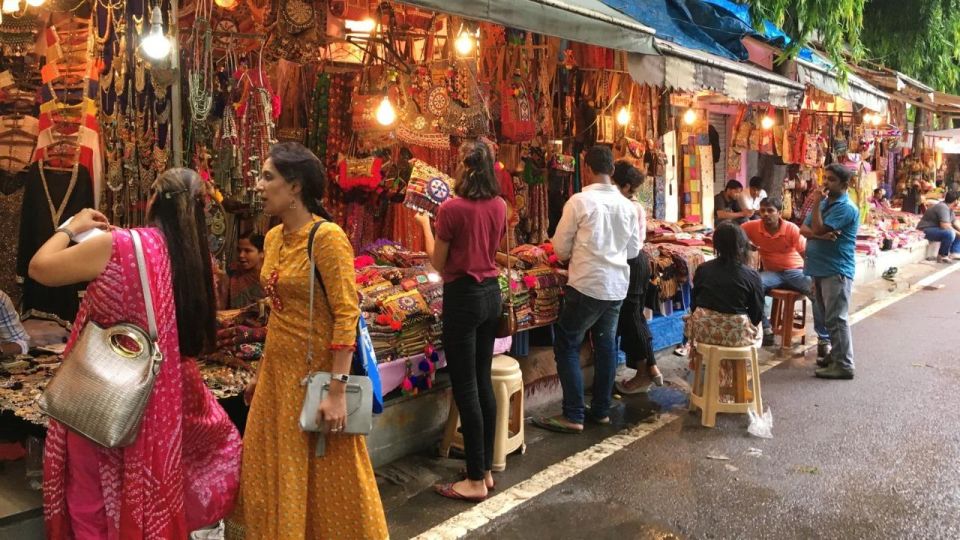 Private Guided Shopping Tour Of Old Delhi & New Delhi - Key Points