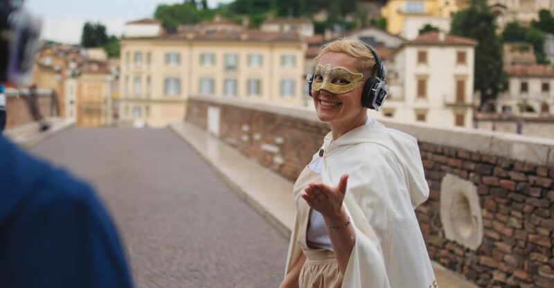 Private Guided Tour in Verona Accompanied by an Angel. - Key Points