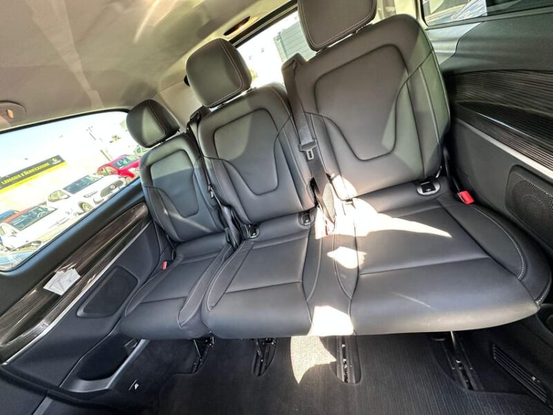 Private Luxury Transfer-- Bari Airport to City Centre - Key Points