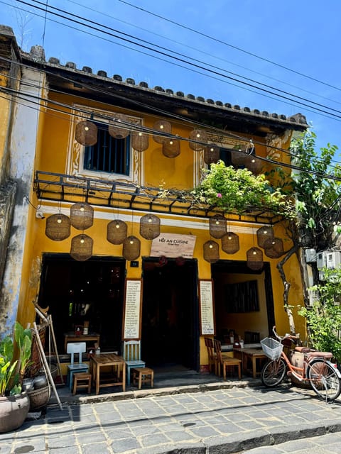 Private Tour: Hoi An Ancient Town & Memories Show - Key Points