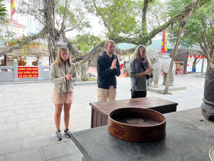 Private Tour: Incense Village & Perfume Pagoda From Hanoi - Key Points