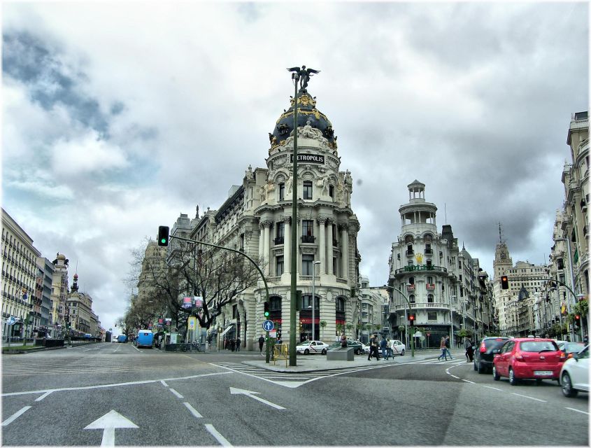 Private Tour of Madrid With Chauffeur -3 Hours - Key Points