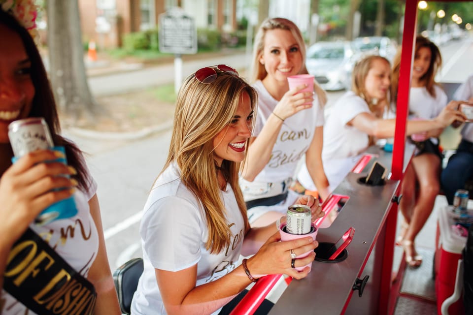 Private Trolley Pub W/ Bar+Mural Stops: up to 15PPL - Key Points