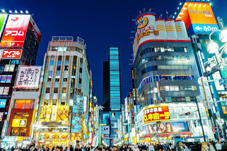 Private Walking Night Tour to Shinjuku Back Street - Key Points