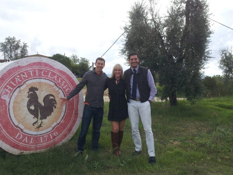 Private Wine Tour for 2 With Tastings & Lunch at 2 Winery - Key Points
