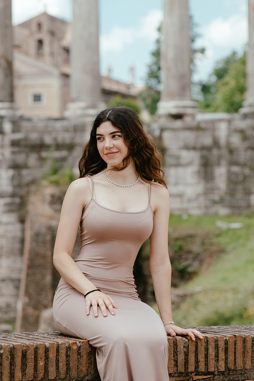 Professional Private Photoshoot in the Eternal City - Key Points