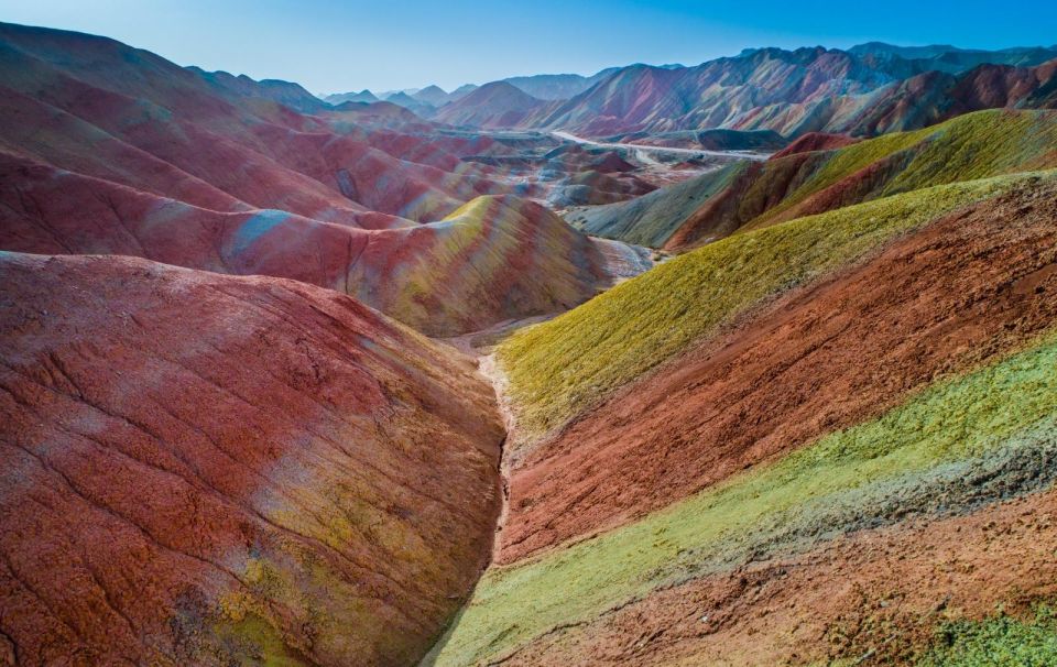 Rainbow Mountains - Mountain of 7 Colors - Key Points