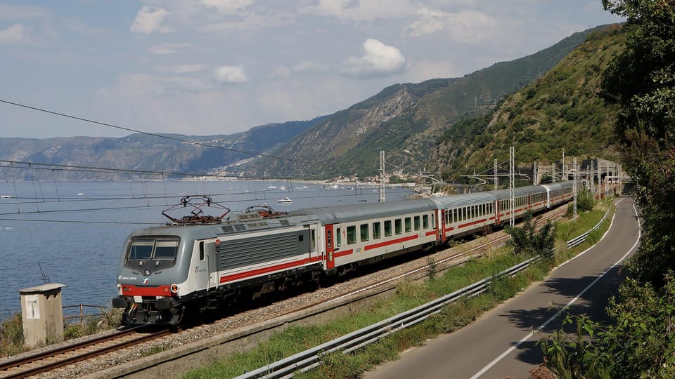 Reggio Calabria: Train Ticket To/From Scilla - Key Points