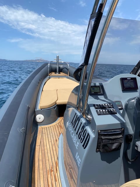 RENTAL BOAT, ARCHIPELAGO OF LA MADDALENA WITH A LUXURY RIB - Key Points