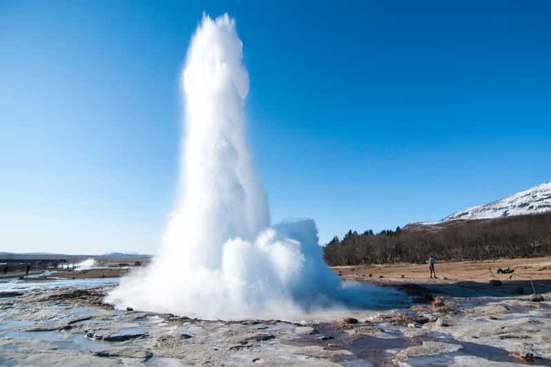 Reykjavik: Golden Circle in a Super Jeep With Snowmobiling - Key Points