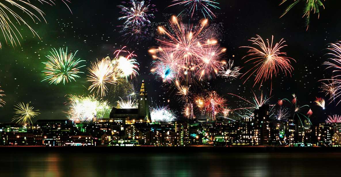 Reykjavik: New Years Fireworks Midnight Cruise - Key Points