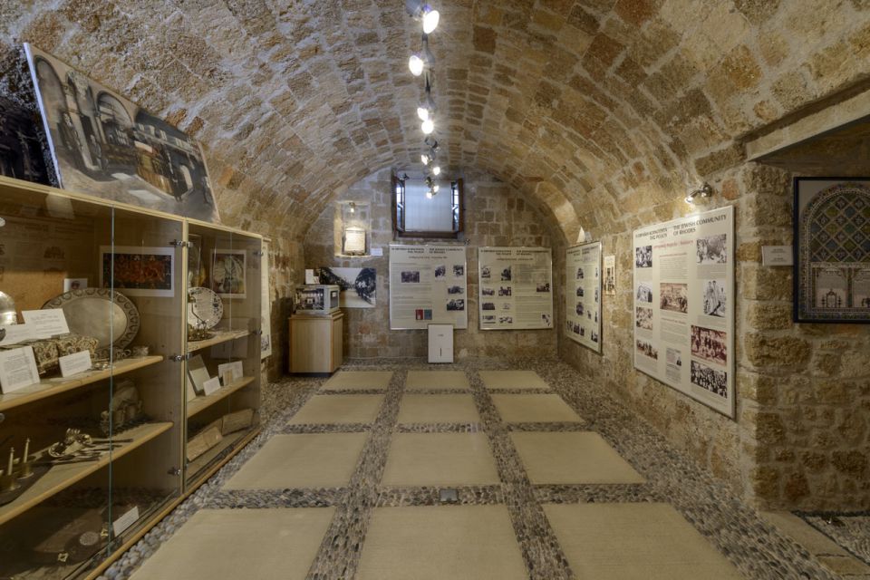 Rhodes: Jewish Quarter and Synagogue Guided Tour With Ticket - Key Points