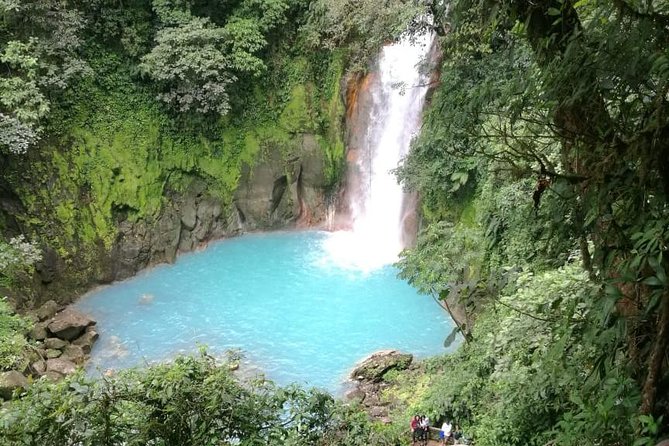 Rio Celeste Waterfall and Sloth Watching Tour - Good To Know