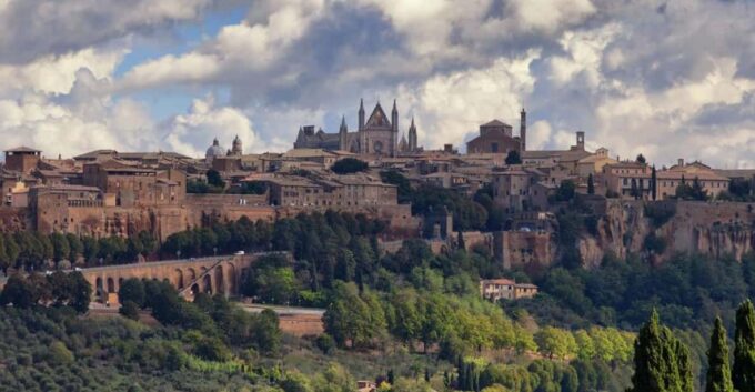 Rome: 2-In-1 Train & Funicular From/To Orvieto Centro - Flexibility and Changes