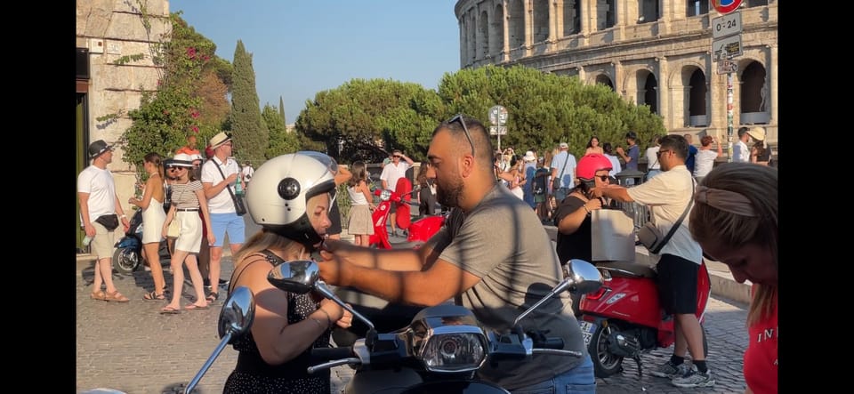 Rome: Available 24/7 Express Vespa Tour - Key Points