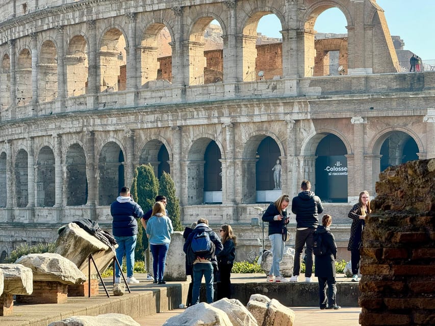 Rome: Hop-on Hop-off Bus Tour and Colosseum Experience - Key Points