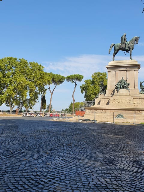 Rome: Nigh Tour by Golf Cart With Pizza Snack and Gelato - Key Points