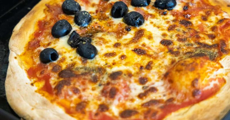 Rome: Pizza and Tiramisu Mastery Class With Meal and Drinks - Key Points