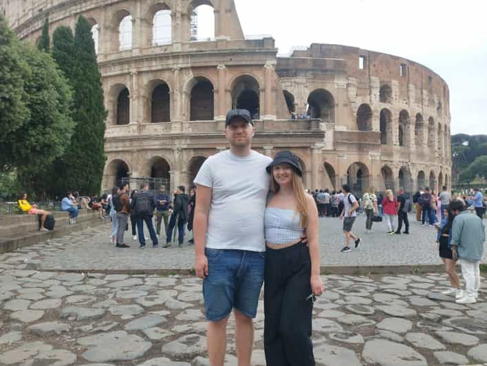 Rome: Pizza Tasting and Best Gelato Food and Colosseum Tour - Key Points