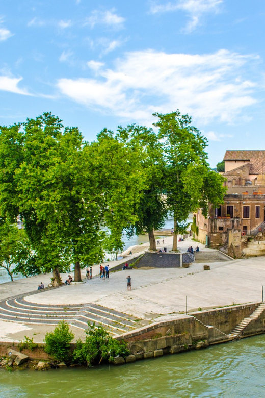 Rome: Private Guided Tour of Jewish Area and Tiberina Island - Key Points