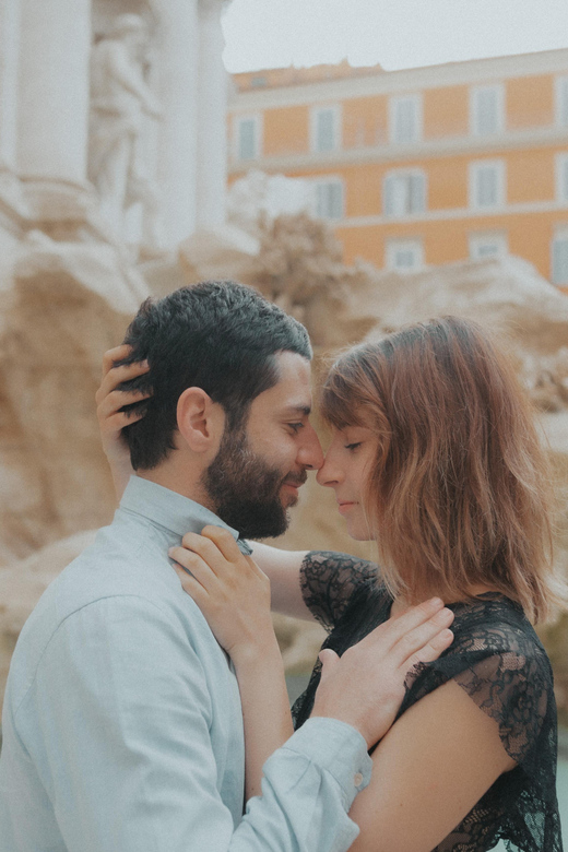 Rome: Professional Photoshoot at the Trevi Fountain - Key Points