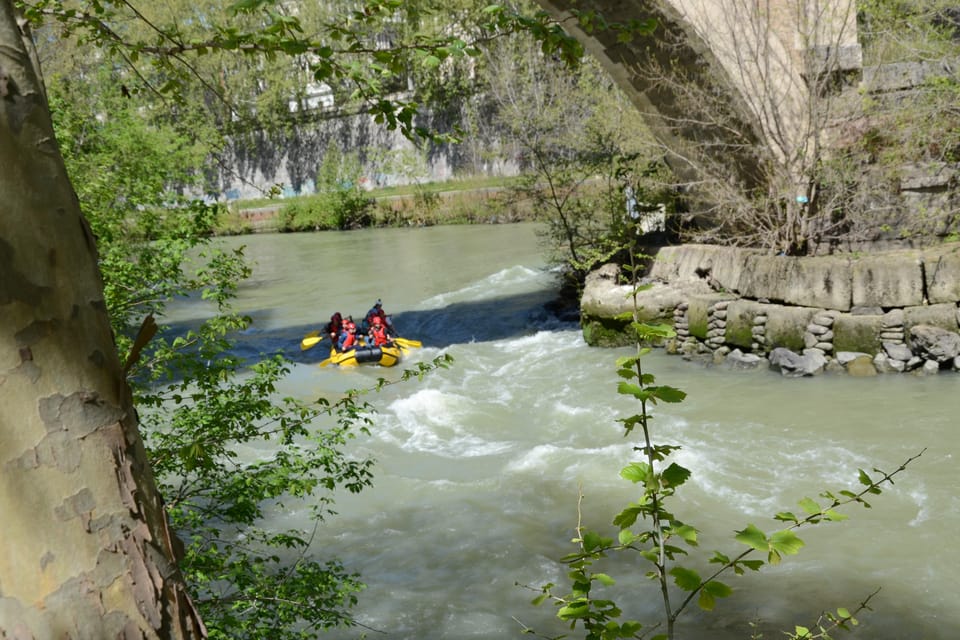 Rome: Rafting Experience the Best Rome in Slow Tourism - Key Points