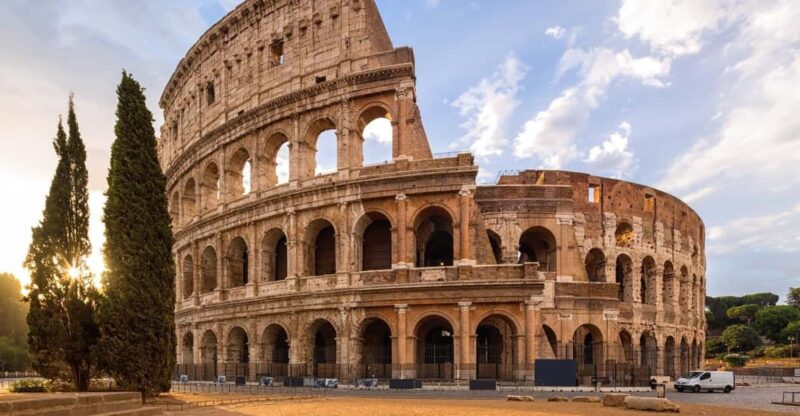Rome: Walking Tour Through the History and Highlights of ROME - Key Points