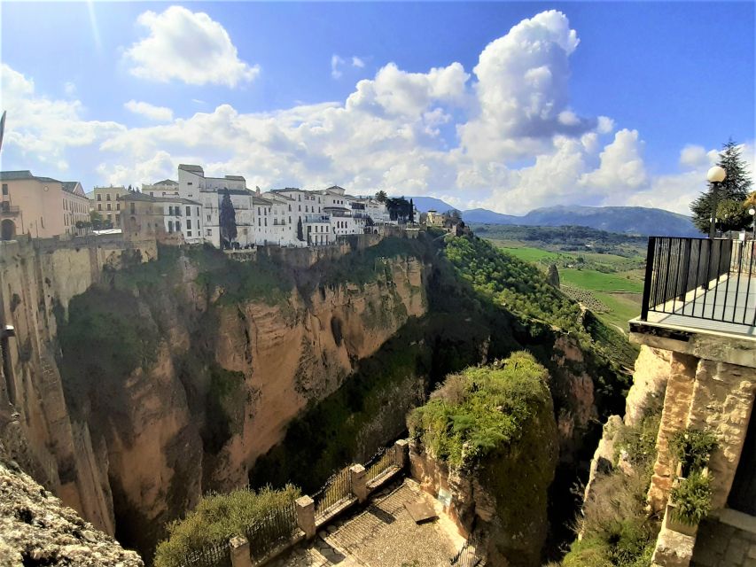 Ronda: Sightseeing Walking Tour - Key Points