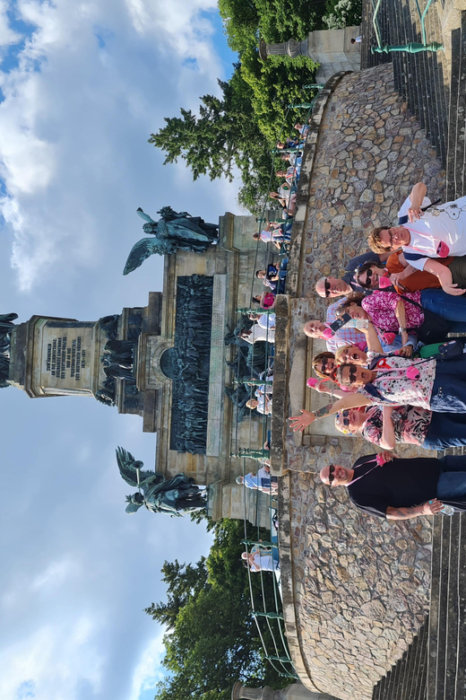 Rüdesheim: Wine Hike the Golden Twenties Meets Wine - Key Points