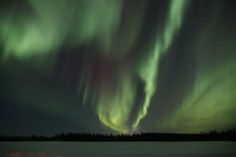 Saariselkä/Inari: Evening Snowmobile Tour With Fire & Dinner - Key Points