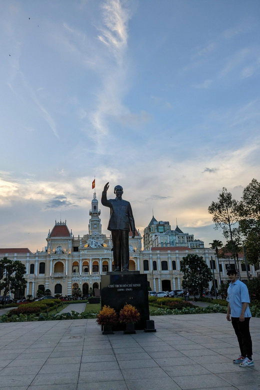 Saigon Street Food By Motorbike/Car - Key Points