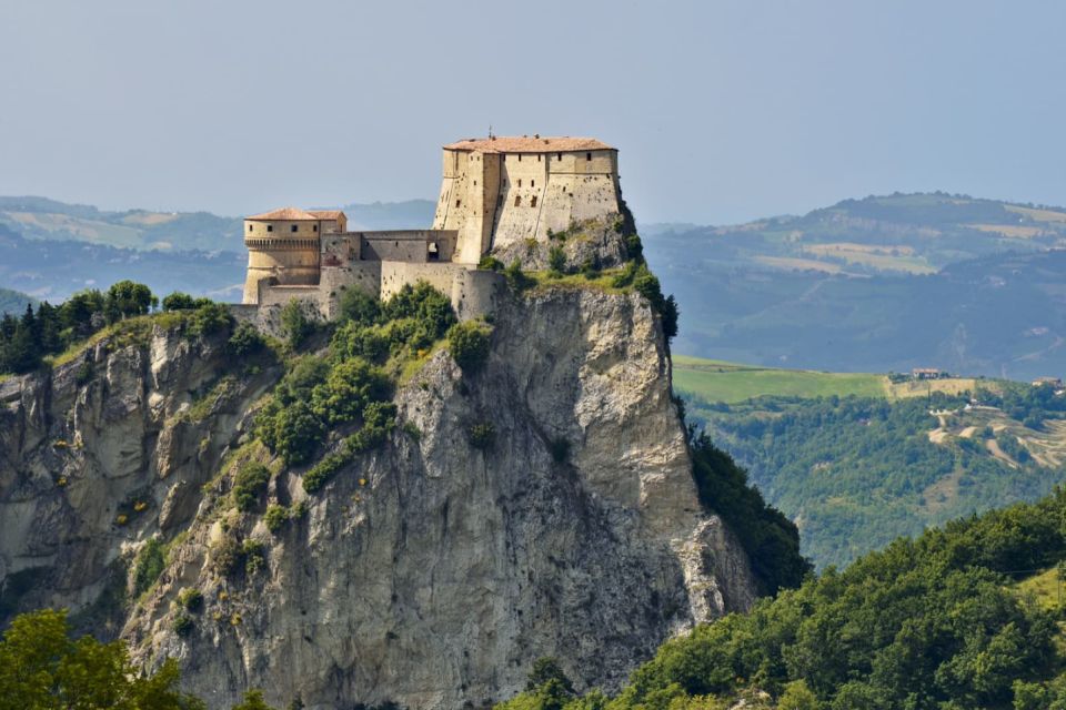 San Leo: Fortress Entry Ticket and Cagliostros Prison - Key Points