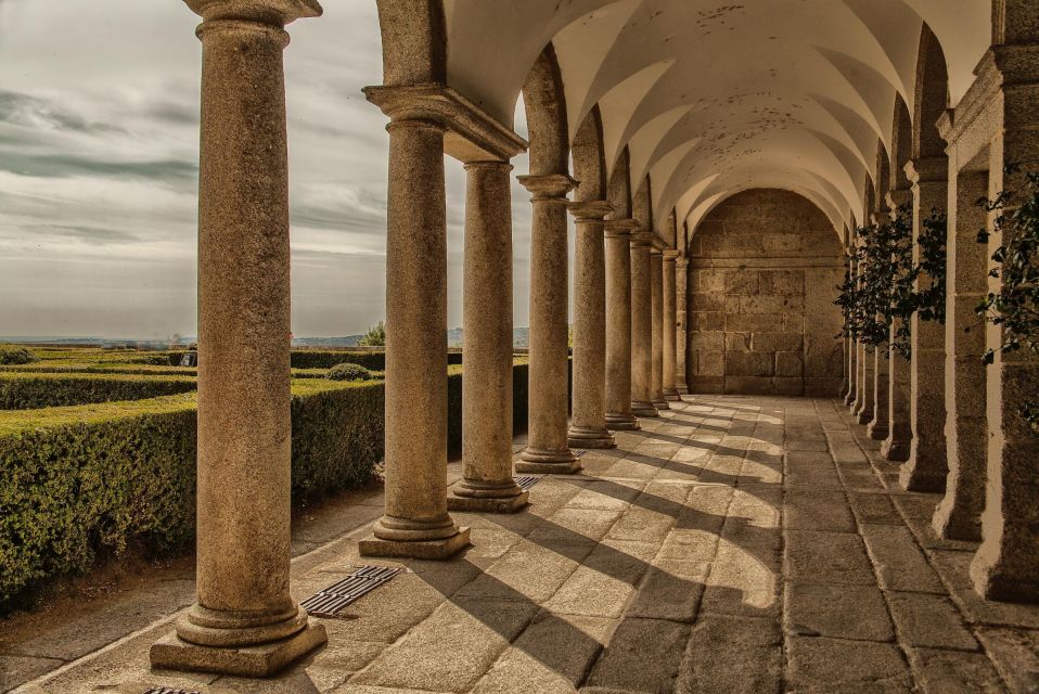 San Lorenzo De El Escorial Monastery: Private Tour - Key Points