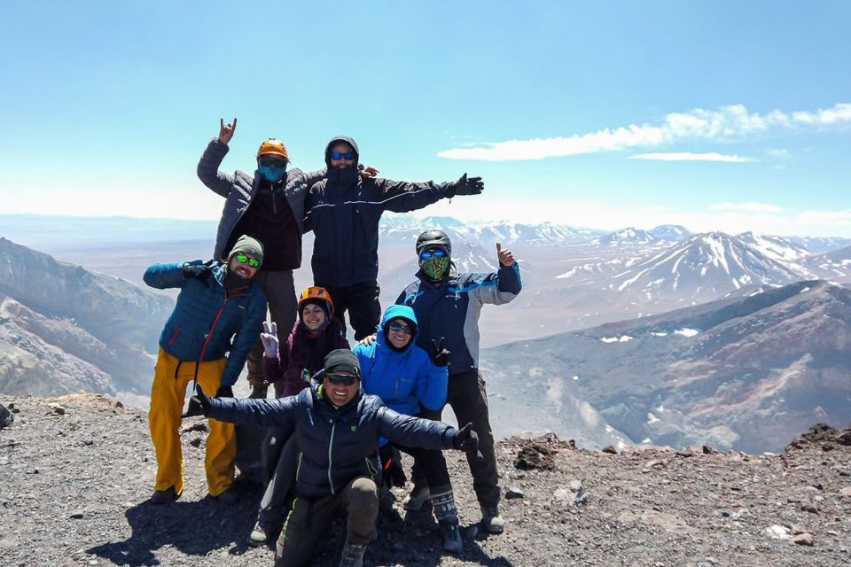 San Pedro De Atacama: Láscar Volcano Summit Hiking Day Trip - Key Points