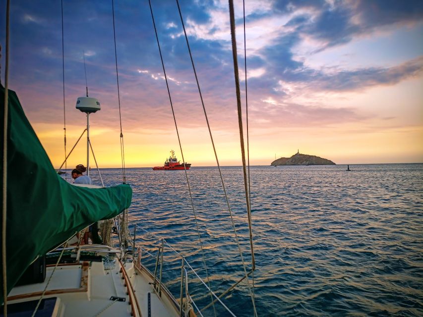 Santa Marta: Sunset Cruise Around the Bay - Key Points