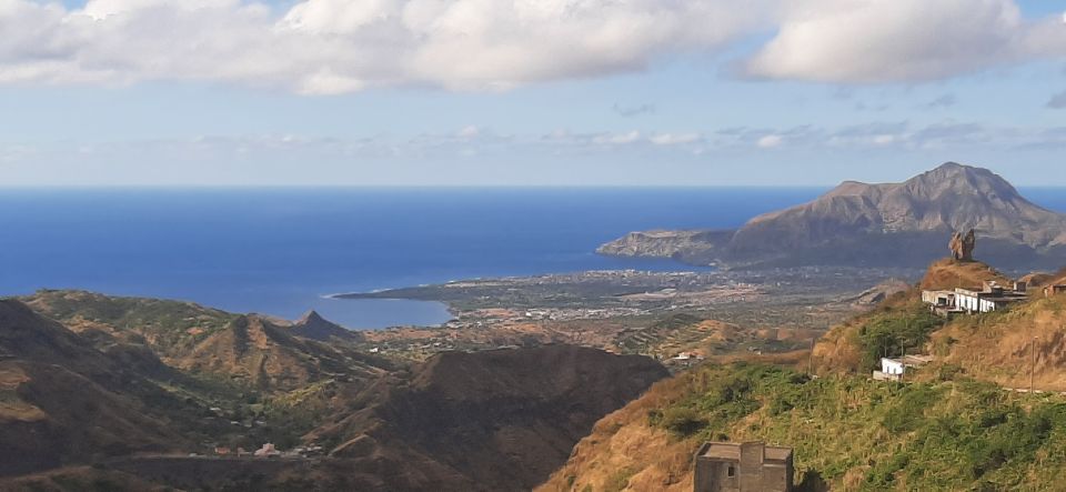 Santiago Island: Full-Day Sightseeing Experience - Good To Know