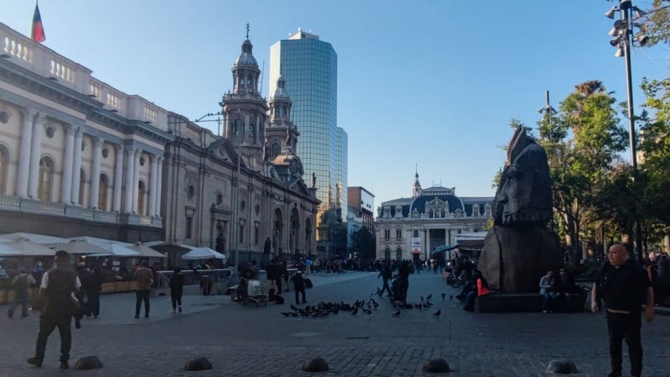 Santiago: Private Walking City Tour, Like a Local! - Key Points