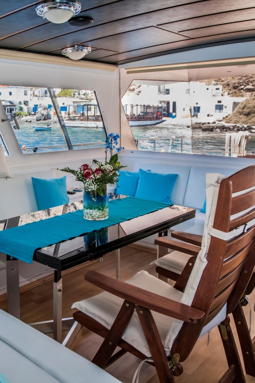 Santorini: Motor Yacht Day Cruise With 5-Course Lunch - Key Points