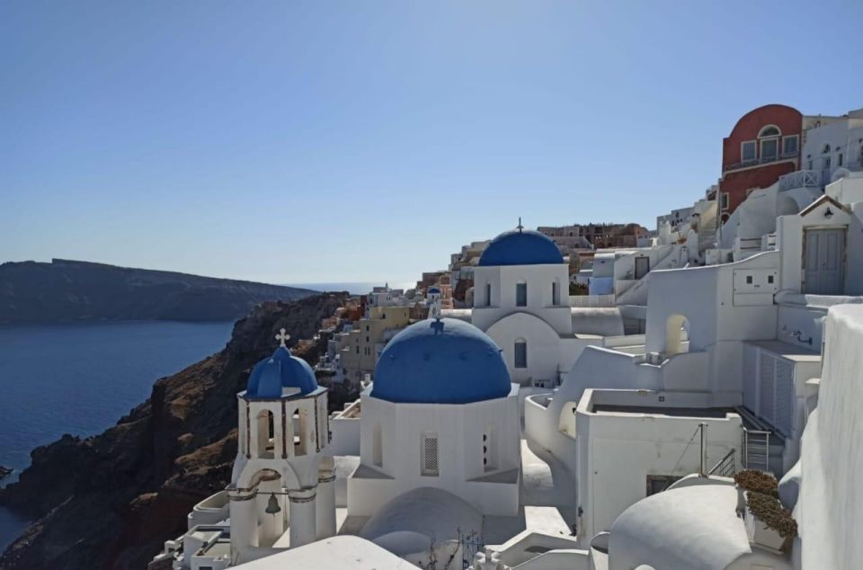 Santorini: Private 2-Day Tour With Transfers Included - Key Points