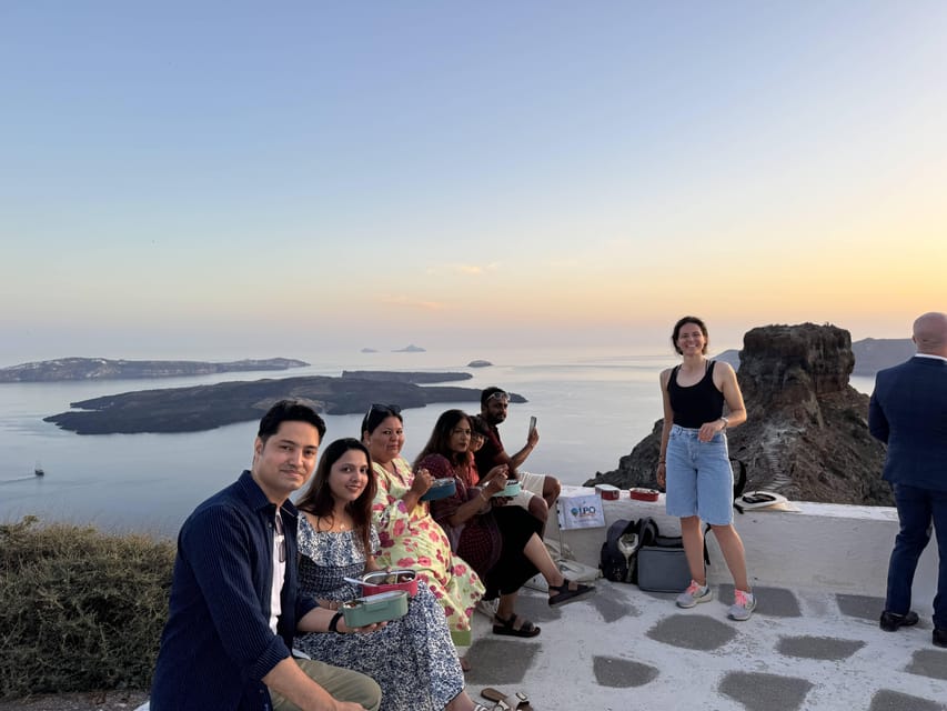 Santorini: Sightseeing Walk Fira to Imerovigli With Sunset - Good To Know