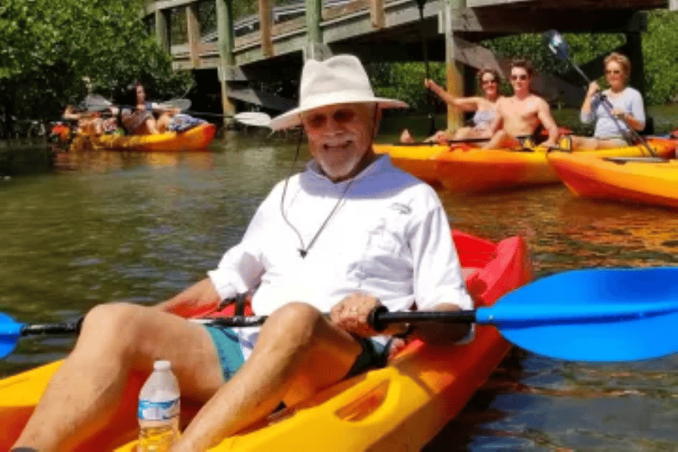 Sarasota: Kayak and Paddleboard Rentals in Sarasota Bay - Key Points