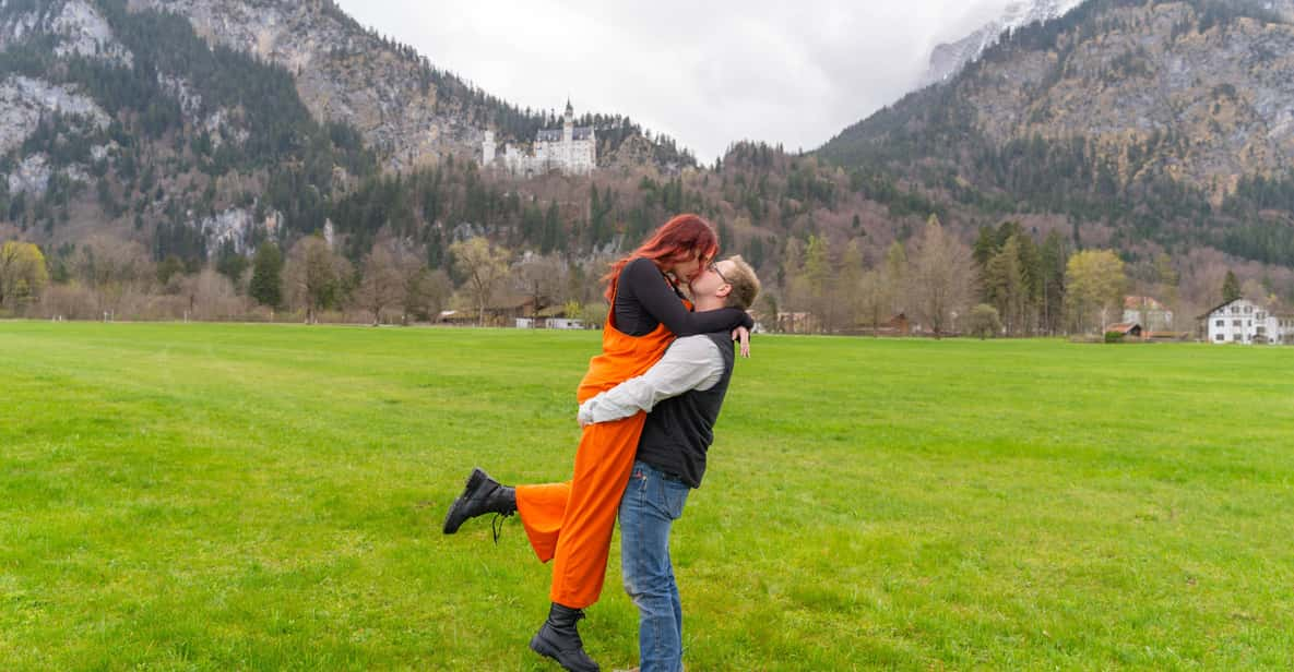 Schwangau: Private Photoshoot at Neuschwanstein Castle - Key Points