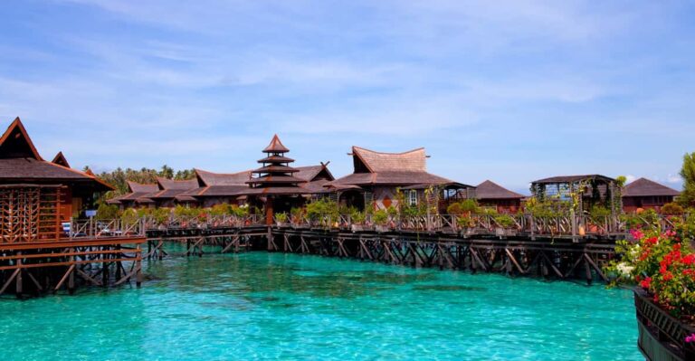 Semporna : Snorkelling & Island Hopping at Mabul + Kapalai