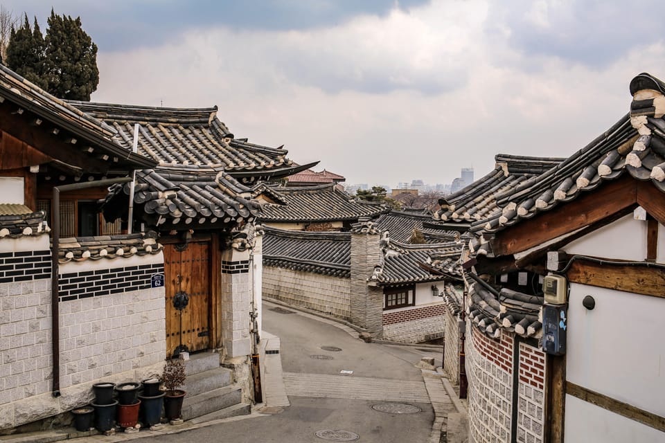 Seoul Full-Day Private Sightseeing Tour With Daily Chauffeur - Key Points