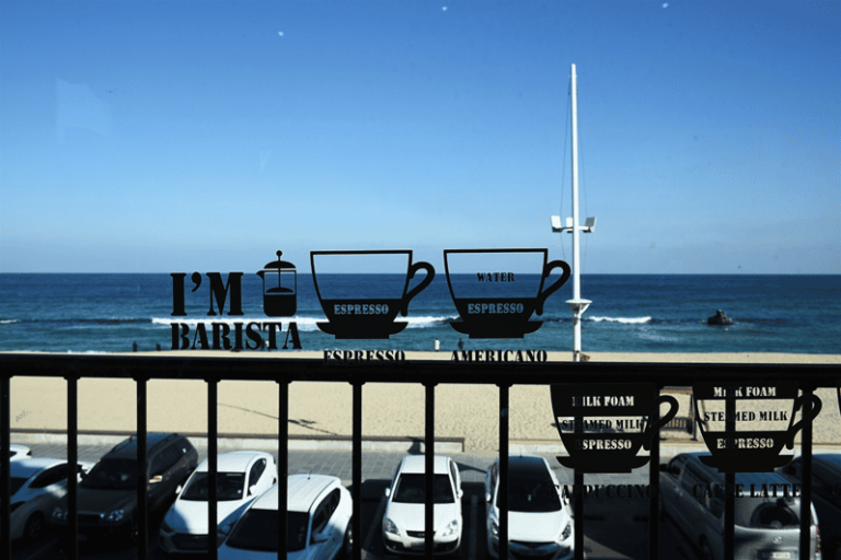 Seoul: Gangneung From K-Pop Band Bus Stop to Anmok Beach