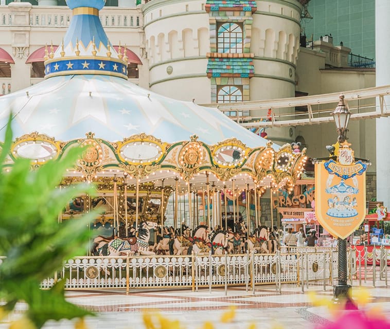 Seoul: Lotte World 1 Day Pass & Korean School Uniform Rental - Key Points