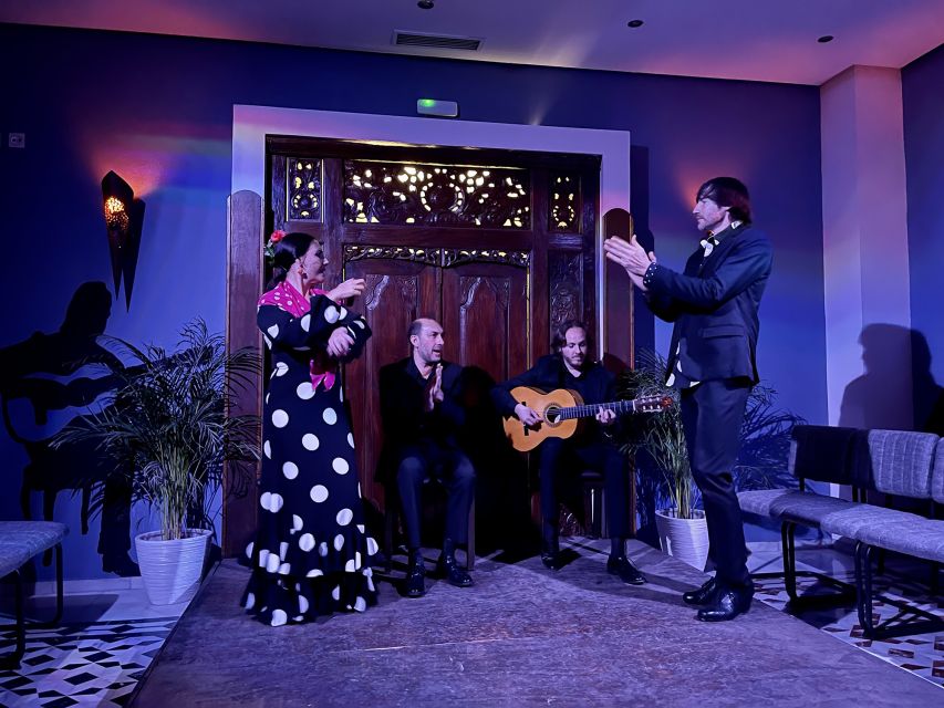 Seville: Flamenco Show at Tablao Almoraima in Triana - Key Points