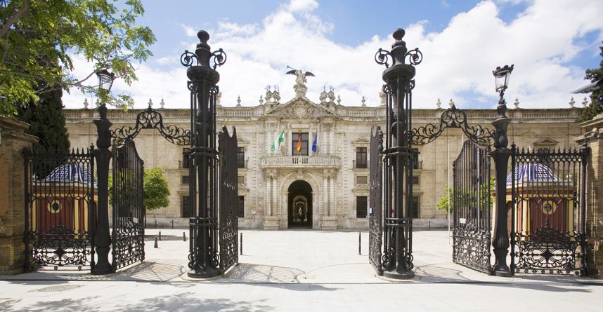 Seville: Guided Tour by Electric Bike - Key Points