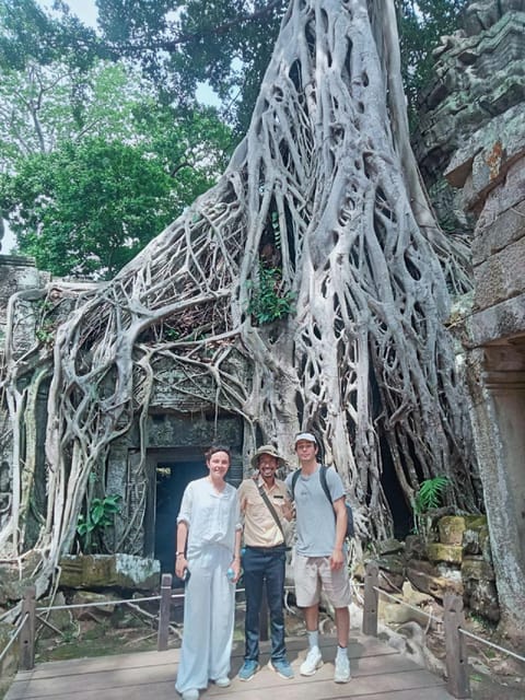 Siem Reap: Angkor 1 Day Tour With French-Speaking Guide - Good To Know