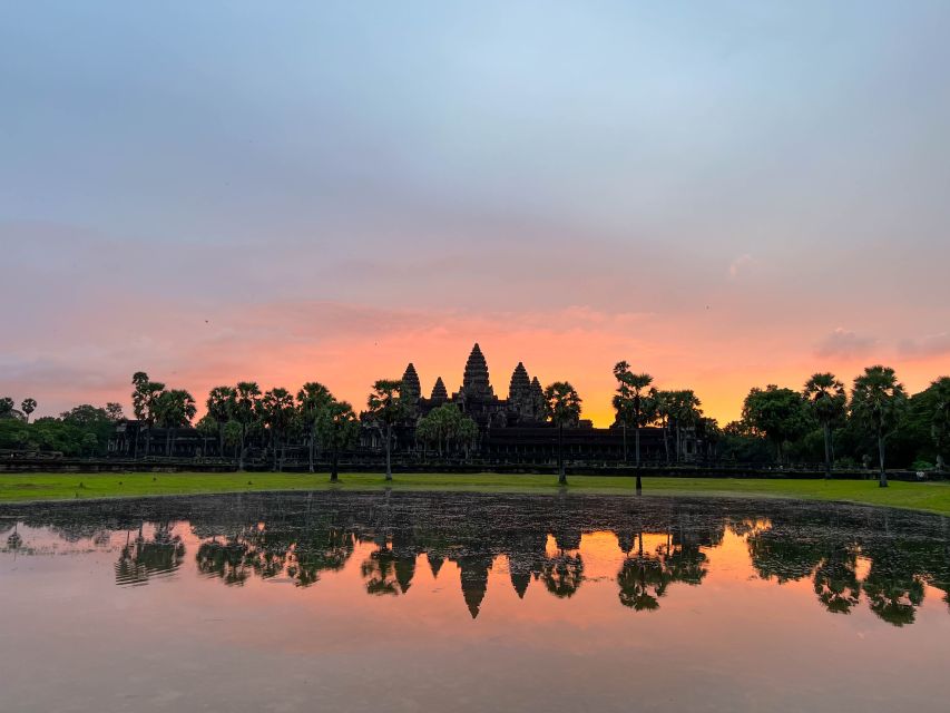 Siem Reap: Angkor Wat Sunrise Tour via Tuk Tuk & Breakfast - Good To Know